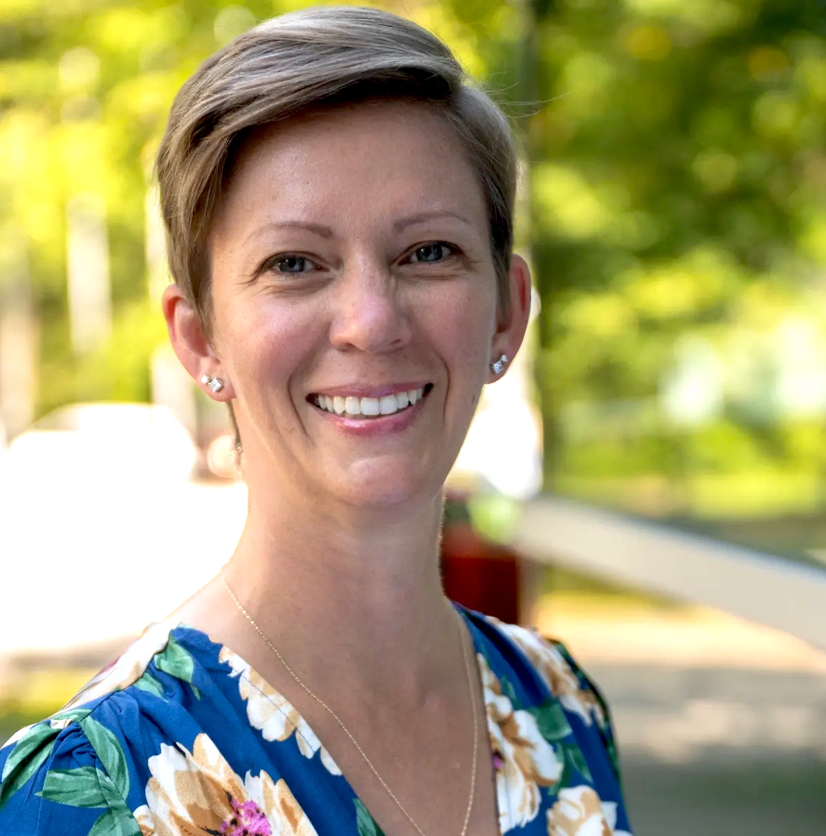 Jessica Robinson Staff Picture